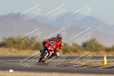 media/Dec-09-2023-SoCal Trackdays (Sat) [[76a8ac2686]]/Turn 15 Set 1 (230pm)/